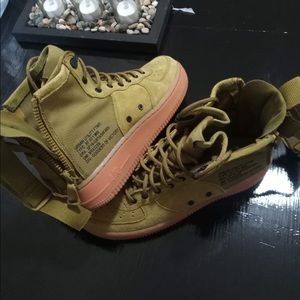 Air forces (brand new still in box)!